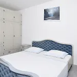 Apartman By The Sea Seget Vranjica, Trogir - 6597 Seget Vranjica